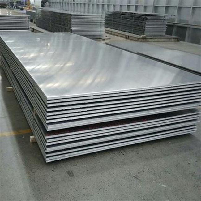 Nhôm tấm đóng vai trò quan trọng quyết định chất lượng cửa nhôm giả gỗ